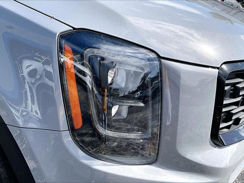 Used 2022 Kia Telluride EX w/ EX Premium Package AWD/4WD image 35