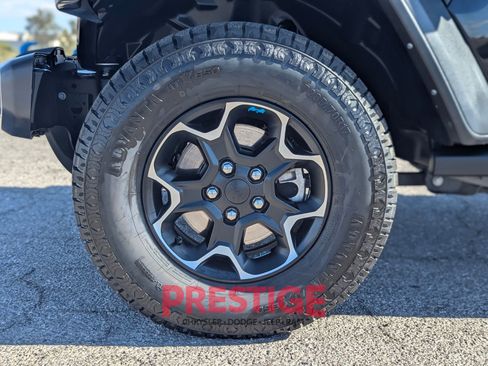Used 2022 Jeep Wrangler Unlimited Rubicon 4xe w/ Safety Group AWD/4WD image 14