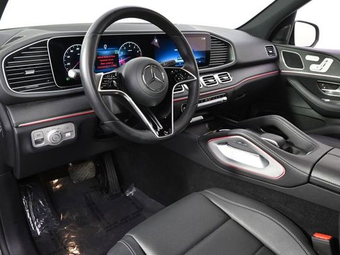 Used 2025 Mercedes-Benz GLE 350 4MATIC image 12