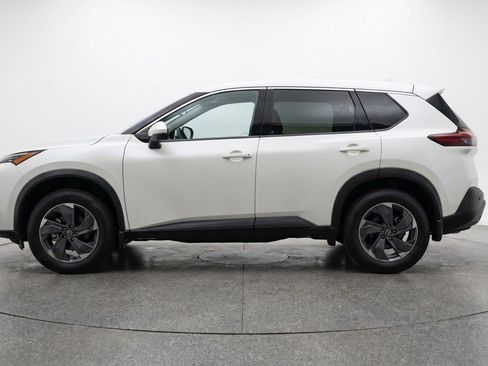 Used 2025 Nissan Rogue SV AWD/4WD image 5