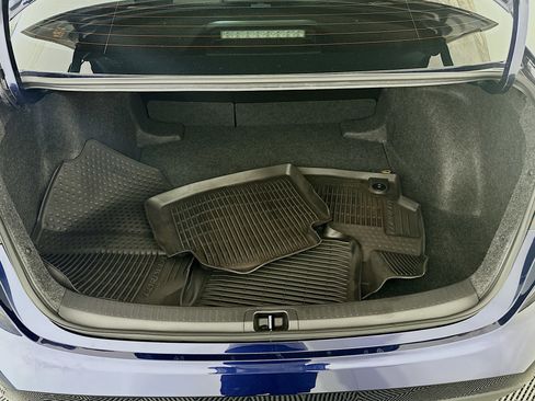 Used 2025 Toyota Corolla LE FWD image 30