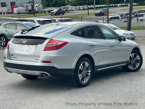 Used 2013 Honda Crosstour EX image 26