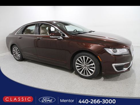 Used 2019 Lincoln MKZ Reserve image 1