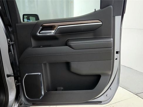 Used 2024 Chevrolet Silverado 1500 RST w/ Convenience Package II image 19