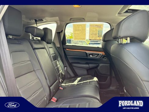 Used 2022 Honda CR-V Touring image 18