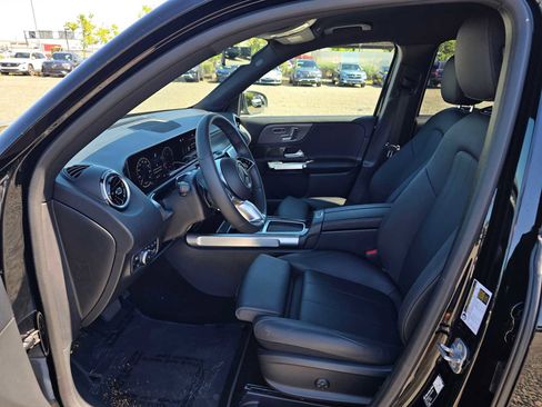 Used 2026 Mercedes-Benz GLB 250 image 22