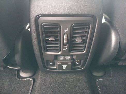 Used 2025 Dodge Durango SRT Hellcat image 16