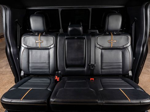 Used 2024 Ford F350 Platinum image 34