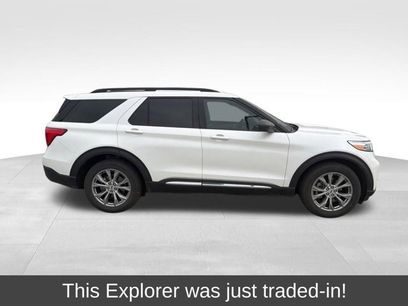 Certified 2023 Ford Explorer XLT w/ Equipment Group 202A