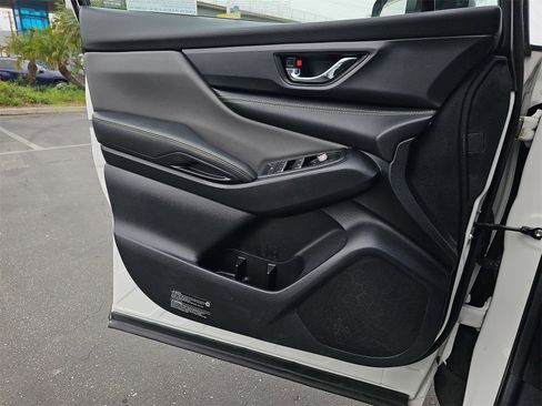 Used 2024 Subaru Ascent Onyx Edition image 30