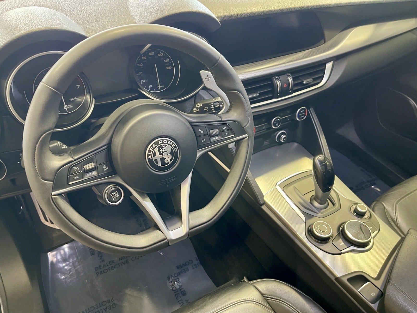 Used 2018 Alfa Romeo Stelvio Sport w/ Quick Order Package 22J Sport AWD/4WD image 29