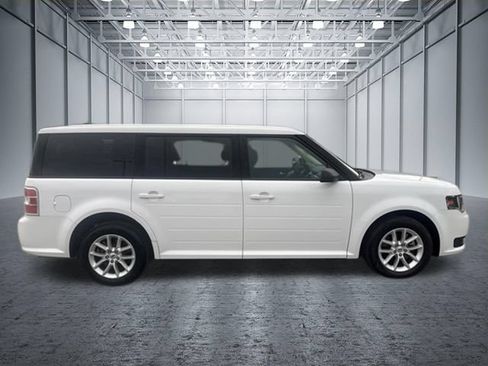 Used 2019 Ford Flex SE FWD image 6