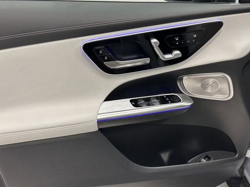 New 2026 Mercedes-Benz GLC 300 image 10