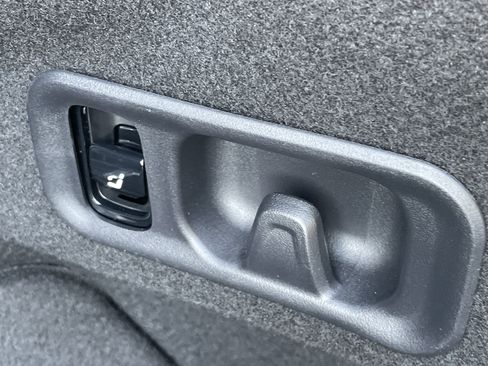 New 2026 Mercedes-Benz E 350 Sedan image 11