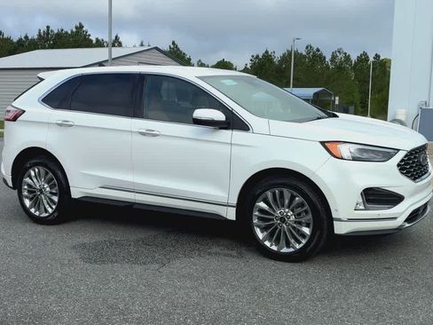 Used 2024 Ford Edge Titanium w/ Titanium Elite Package AWD/4WD image 2