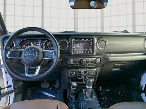 Used 2022 Jeep Gladiator Overland w/ Popular Equipment Package image 24