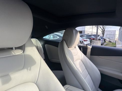 Used 2017 Mercedes-Benz C 300 4MATIC Coupe image 8