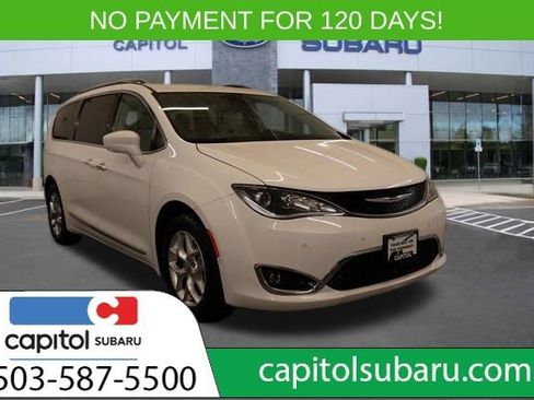 Used 2020 Chrysler Pacifica Touring-L w/ Tire & Wheel Group image 1