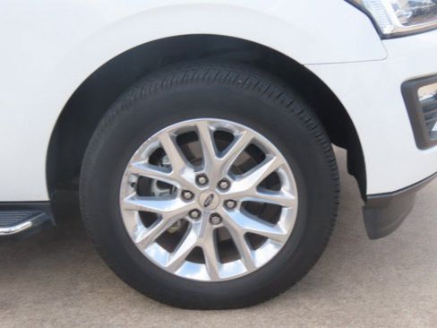 Used 2021 Ford Expedition Max XLT RWD image 7