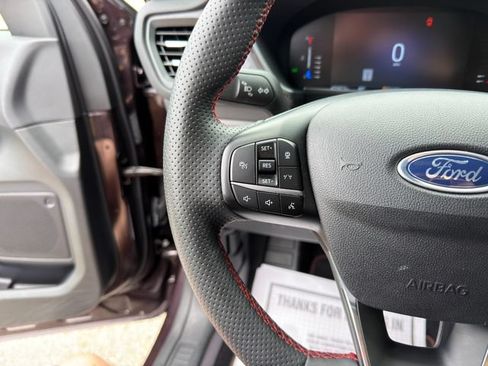 Used 2023 Ford Escape ST-Line w/ Tech Pack #1 FWD image 35