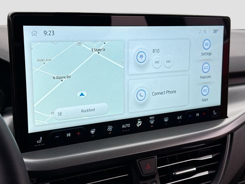 New 2025 Ford Escape SE image 9