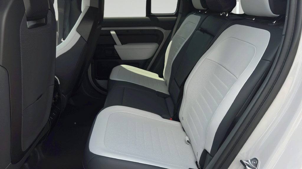 New 2026 Land Rover Defender 110 AWD/4WD image 14