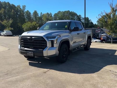 New 2026 Toyota Tundra SR5 image 2