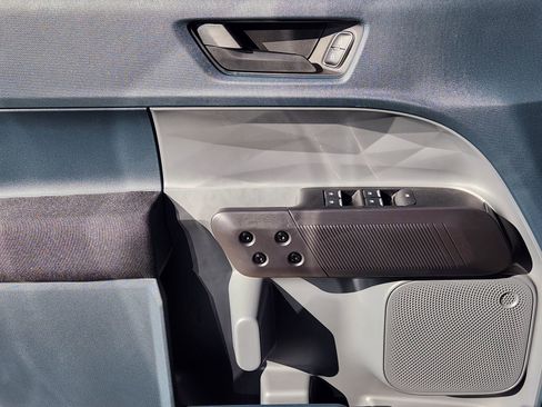 New 2026 Ford Maverick XL image 20