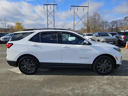 Used 2023 Chevrolet Equinox RS image 6