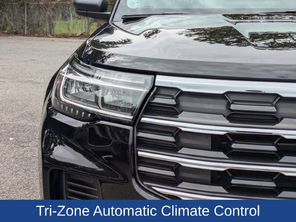 Used 2026 Ford Explorer Active RWD image 10