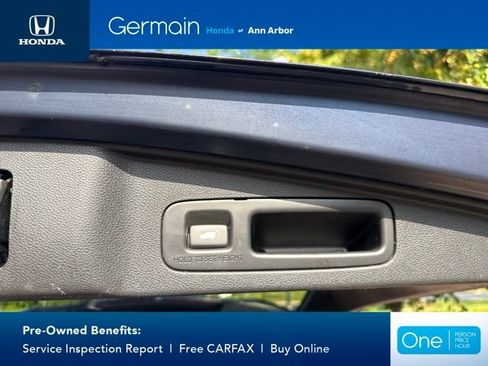 Used 2017 Honda CR-V Touring image 11