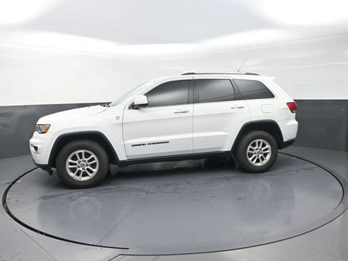 Used 2019 Jeep Grand Cherokee Laredo AWD/4WD image 45
