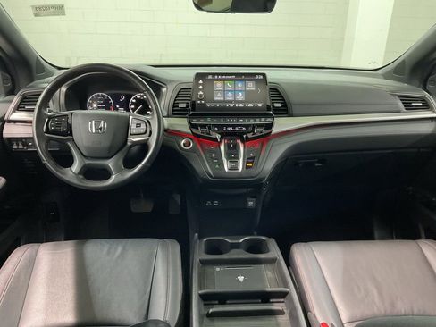 Used 2025 Honda Odyssey Sport-L image 6