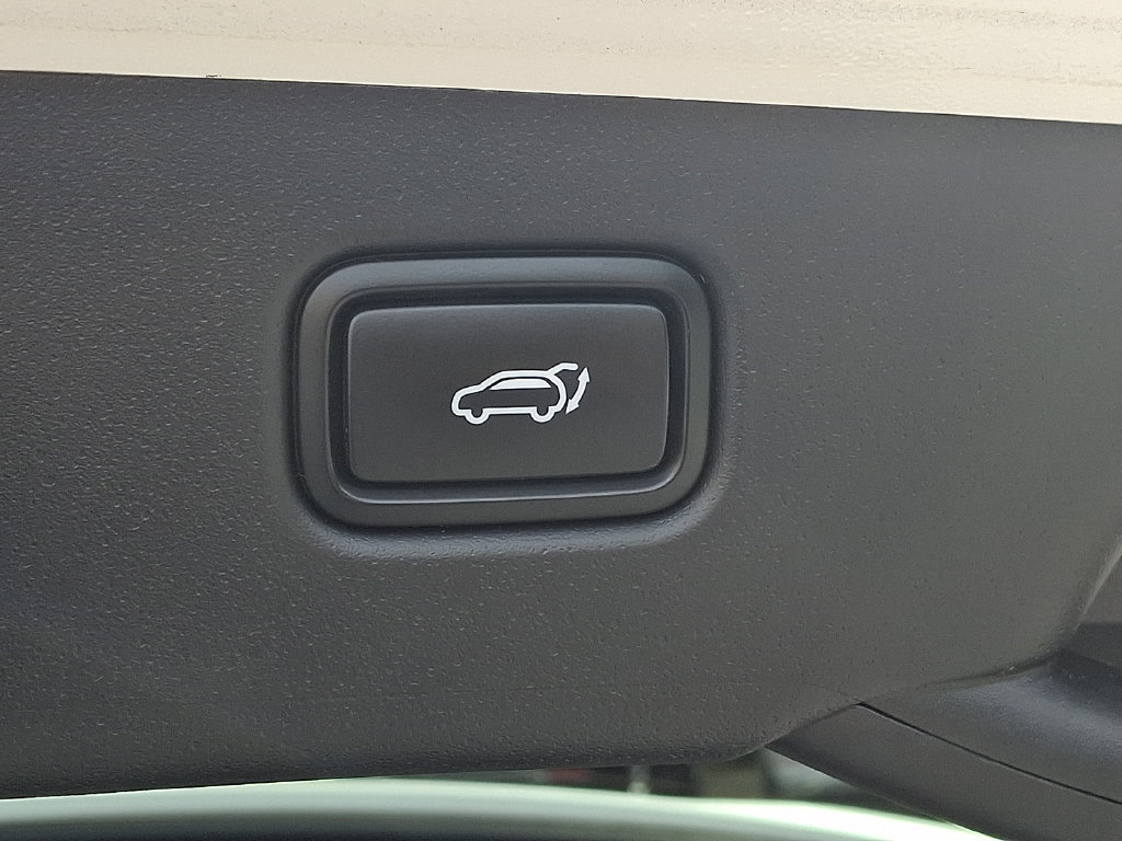 Used 2024 Kia Niro Wave w/ Wave Preserve Package FWD image 31
