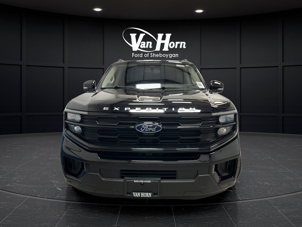 Used 2025 Ford Expedition Max Active AWD/4WD image 2