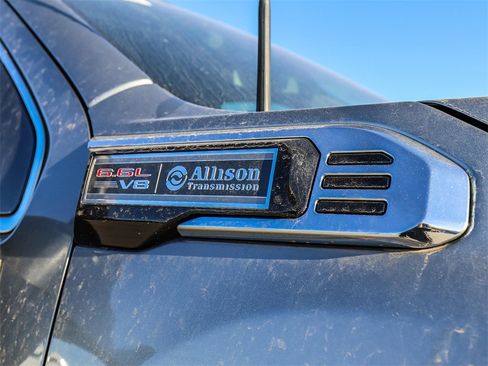 New 2026 GMC Sierra 2500 SLE w/ Preferred Package image 11