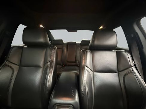 Used 2022 Dodge Charger SXT w/ Leather Interior Group RWD image 15