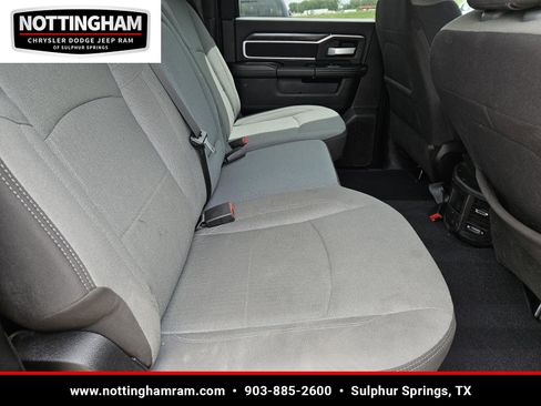 Used 2024 RAM 2500 Big Horn AWD/4WD image 30