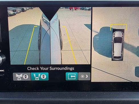 Certified 2025 Honda Pilot Elite image 41