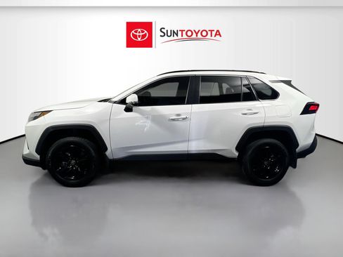 Used 2024 Toyota RAV4 XLE FWD image 7