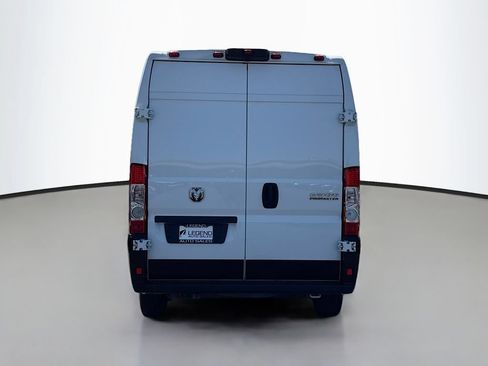 Used 2025 RAM ProMaster 2500 w/ Convenience Group FWD image 6