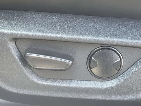 Used 2025 Ford Mustang GT Premium RWD image 13