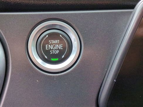 Used 2019 Chevrolet Blazer LT FWD image 17