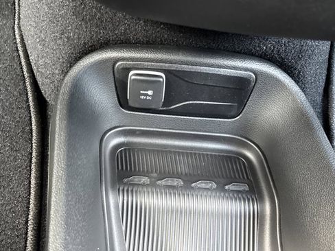 New 2026 Chrysler Pacifica Select image 37