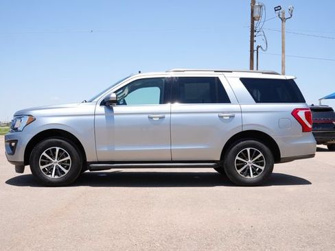 Used 2021 Ford Expedition XLT AWD/4WD image 6