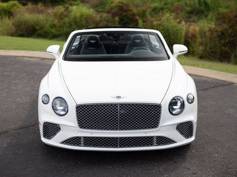 Used 2021 Bentley Continental GT V8 AWD/4WD image 16