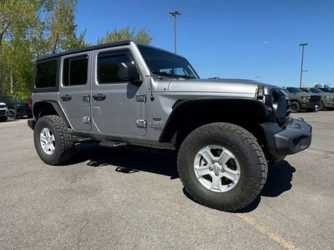 Used 2021 Jeep Wrangler Unlimited Sport AWD/4WD image 2