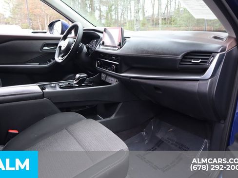 Used 2023 Nissan Rogue SV image 25