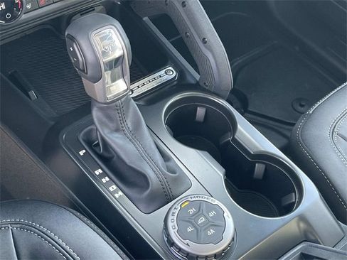 New 2025 Ford Bronco Badlands w/ Sasquatch Package image 27