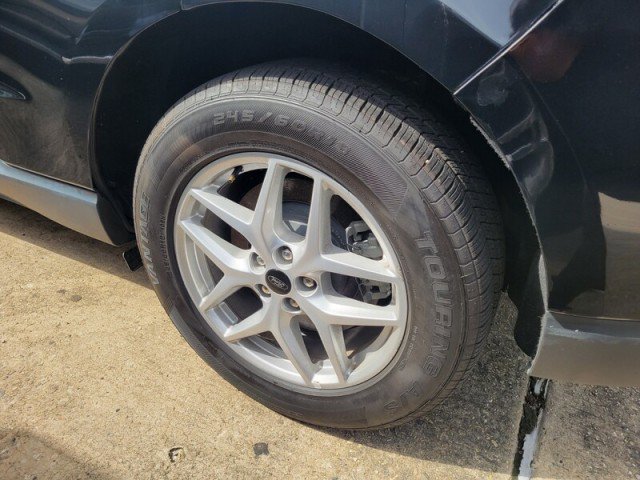 Used 2024 Ford Edge SEL AWD/4WD image 3